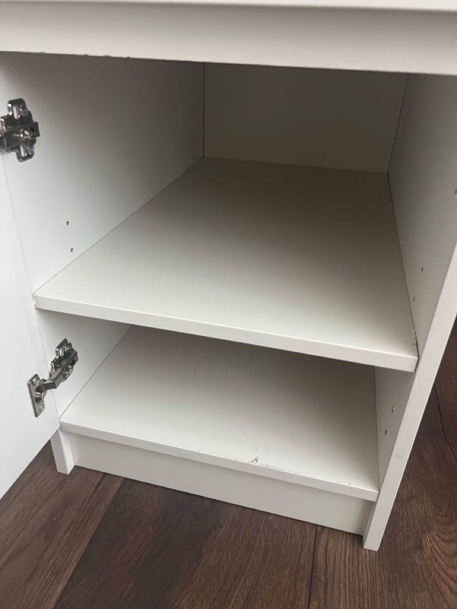 Ikea Scrivanie: IKEA Schreibtisch – Usato da Lyss venduto da Al1sha 2
