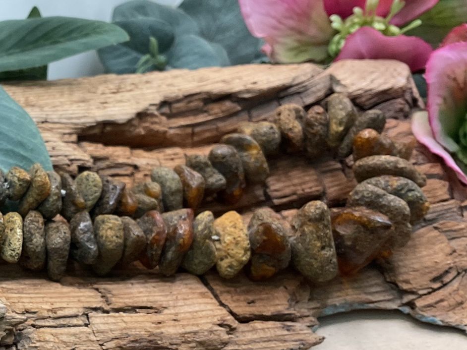Catenine: Altes Collier grosser roher Bernstein – Usato da luzern venduto da Alpendorf1 2