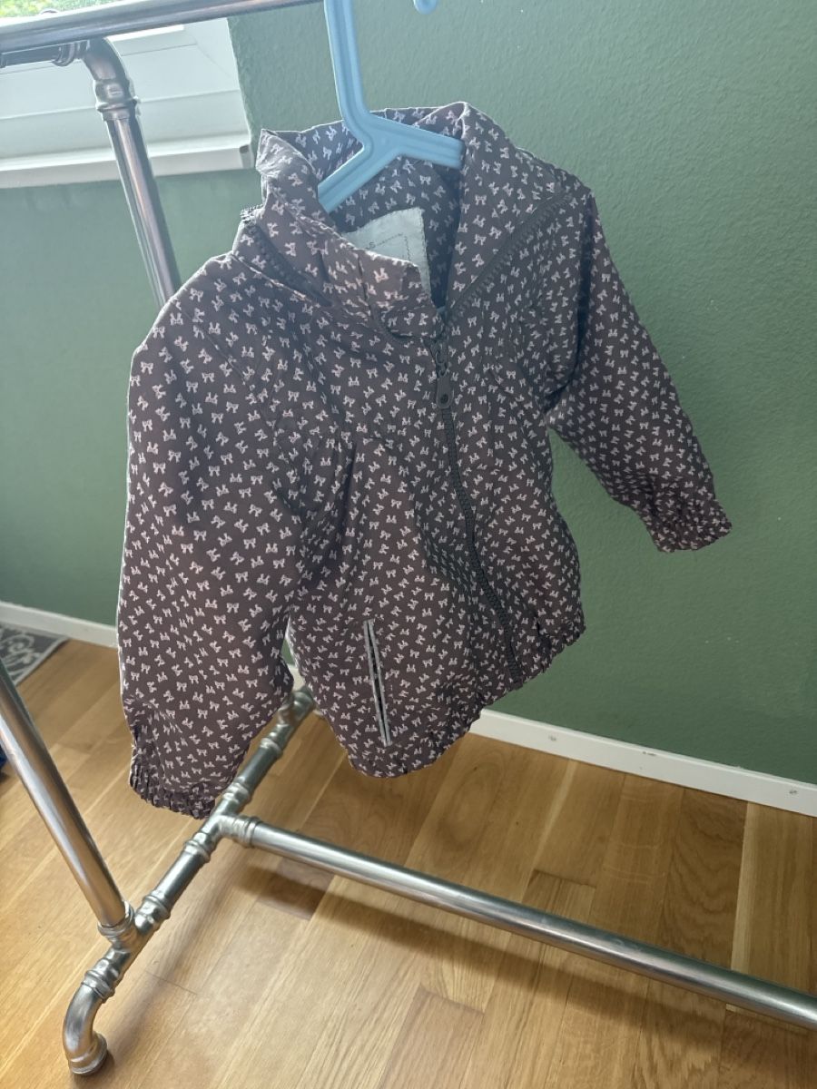 Jacken & Mäntel: Süsse Übergangsjacke mit Schleifen Grösse 92 – Gebraucht aus Lyss von Franzi.R.90