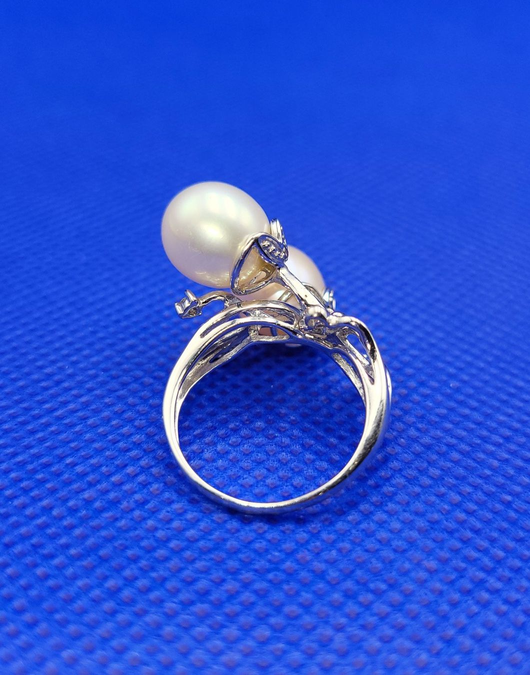 Anelli: 585 Weiss Gold Ring Mit Brillanten Und  Perlen – Usato da Wald ZH venduto da Aniade 8