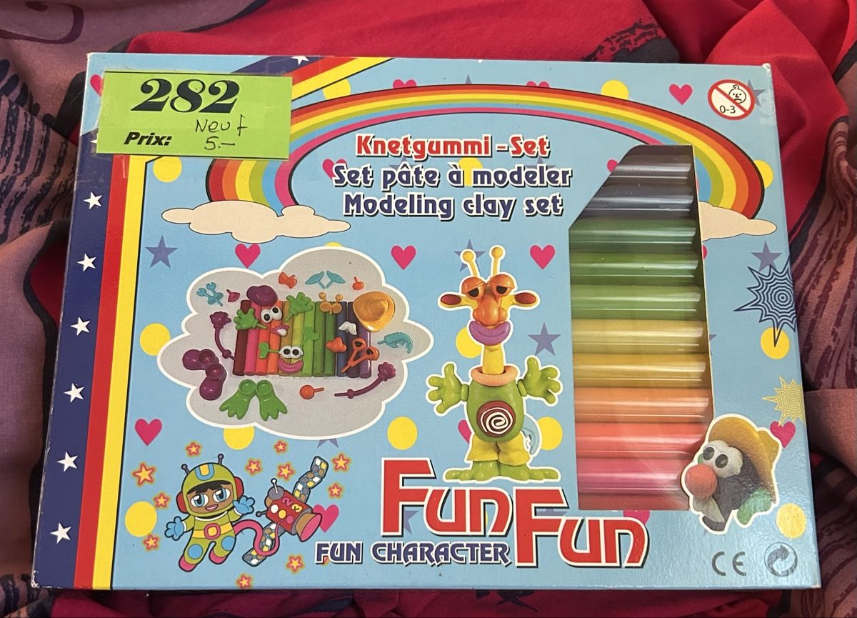 Materiale per modellare: Set pâte à modeler Fun Fun neuf avec accessoires jeu – Nuovo e nell'imballaggio originale da Orsières venduto da Maevalais
