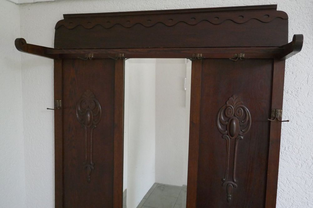 Garderobe Antik Gebraucht