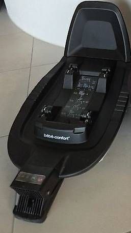 Seggiolini per auto: Kindersitz-Station i-Size Isofix – Usato da Krattigen venduto da Technodrom