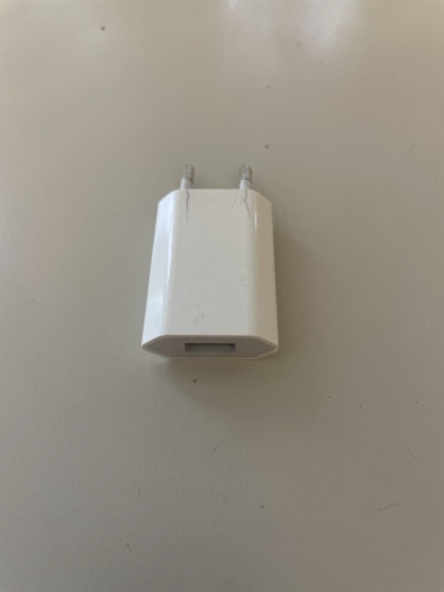 Apple Laufwerke & Adapter: Chargeur Apple – Gebraucht aus Uvrier von SzymonClivaz