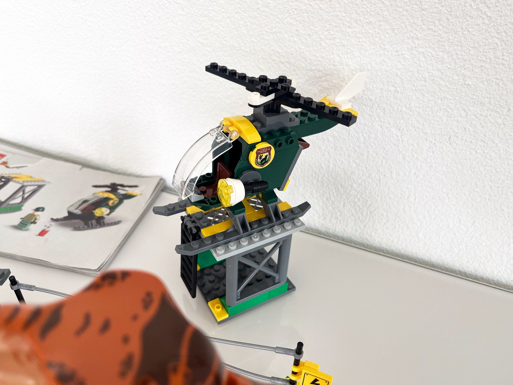 Lego Kit di costruzioni: LEGO 76944 T. rex Dinosaur Breakout – Usato da Lausanne venduto da BeyondStories 3