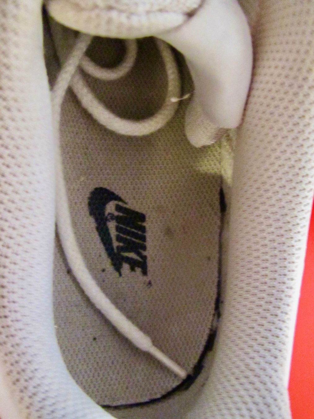 Nike Scarpe da uomo: SNEAKER NIKE 42. N ' 11 – Usato da Murten venduto da Selliot 2