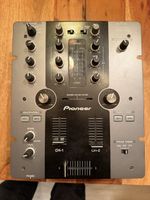 Pioneer DJM-250 2-Kanal DJ-Mixer mit Sound Color Filter