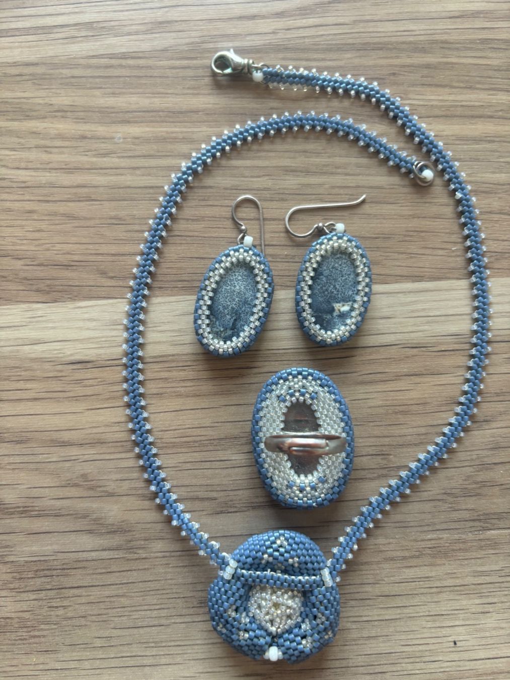 Altri gioielli: Unique piece: handmade_leather, Japanese beads, stone – Nuovo (secondo la descrizione) da St-George venduto da elena27 1