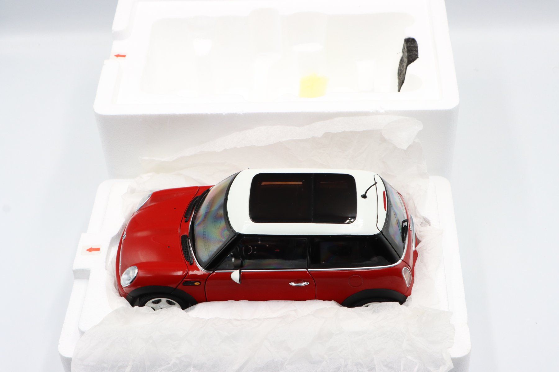 Modellini d'auto: Mini Cooper 2004 1:18 Kyosho – Difettoso da Bühl b.Aarberg venduto da modelldiecast 1