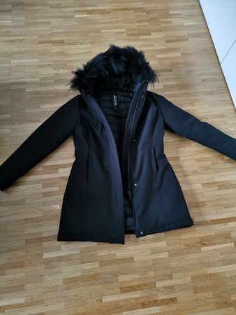 Bombboogie Winterjacke Damen Gr. 3/S schwarz, top Zustand!