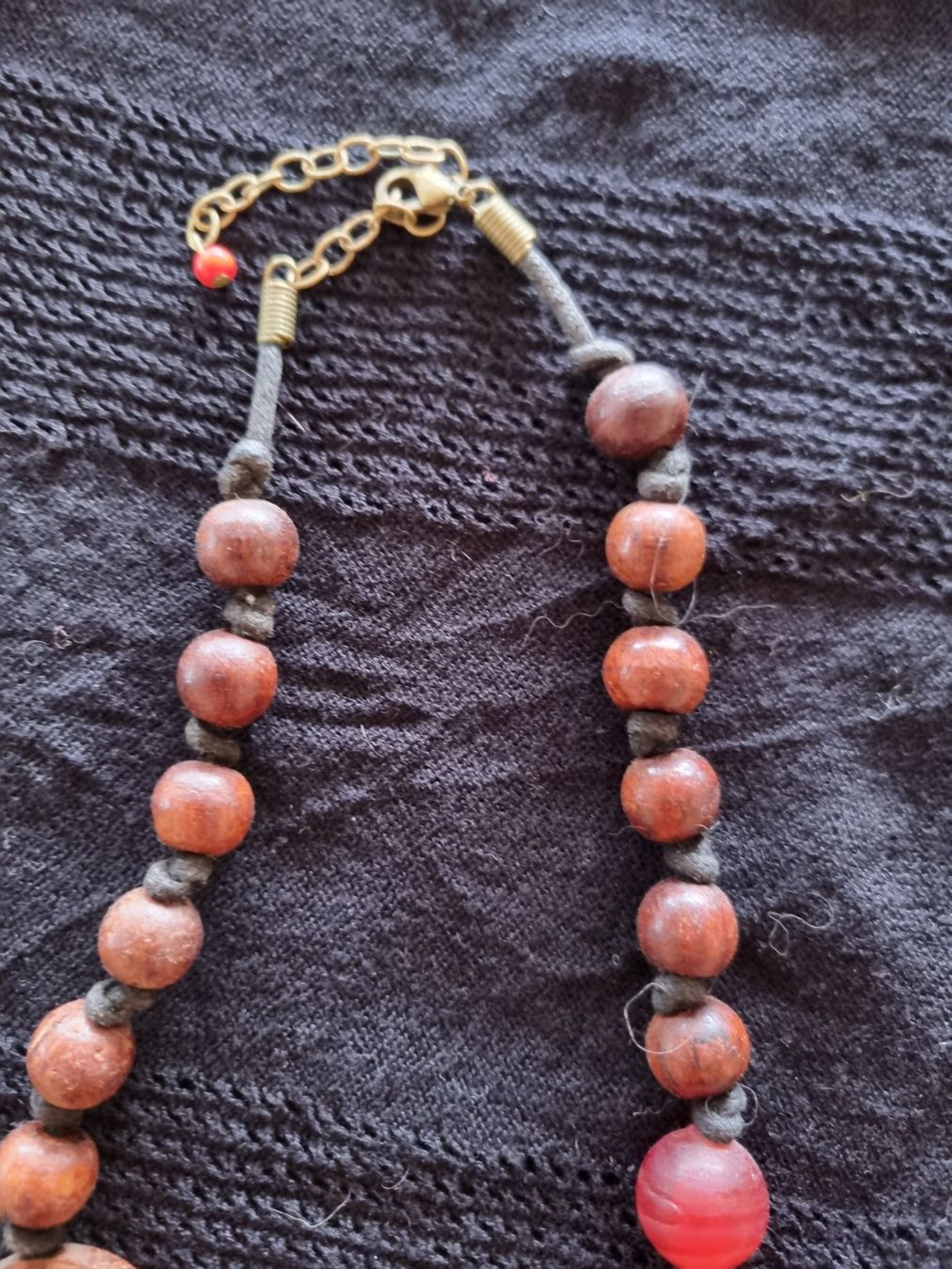 Catenine: Modeschmuck - Halskette aus Holz – Usato da Ueberstorf venduto da andreabruegger 2