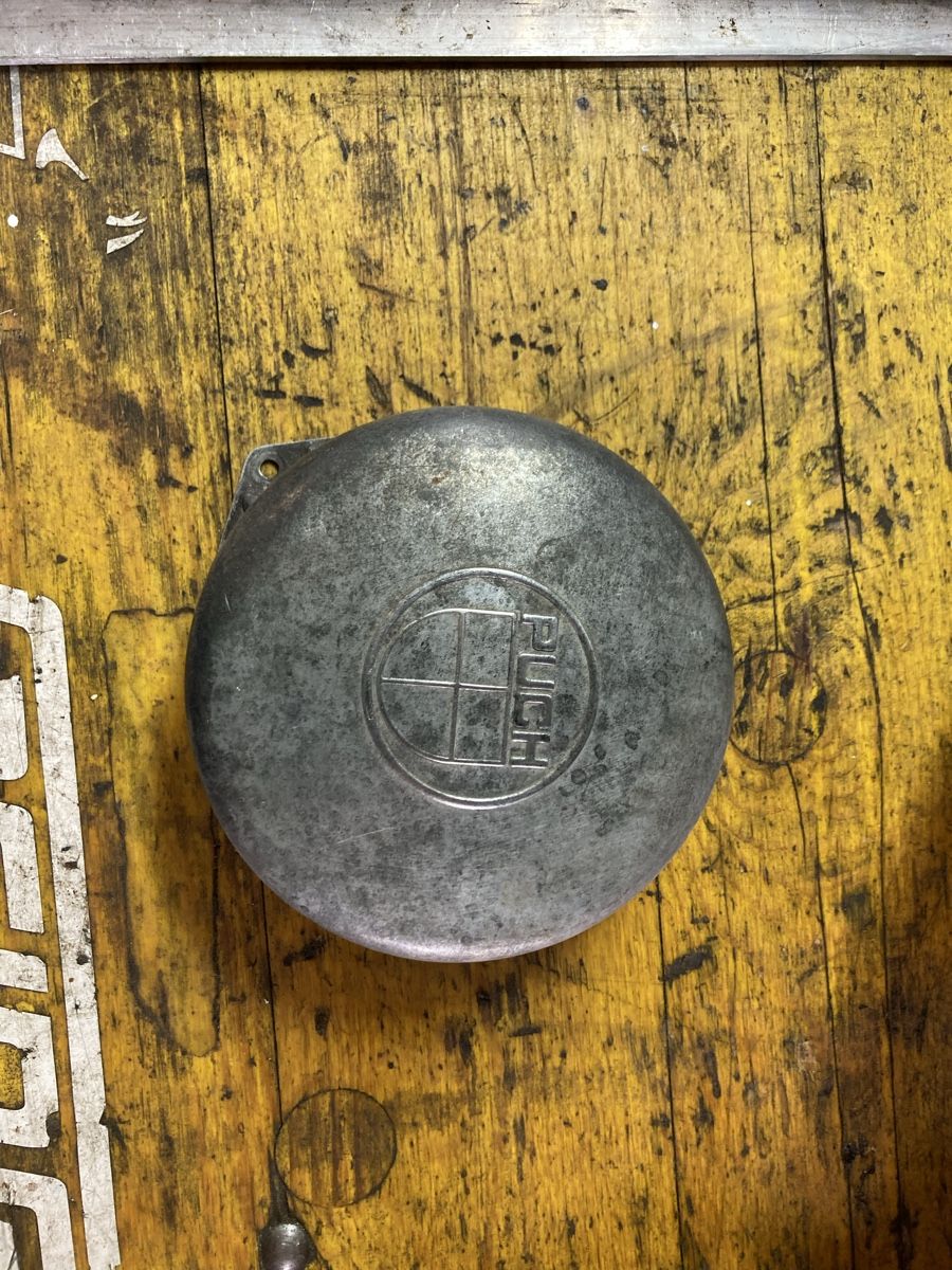 Puch Mofa-Ersatzteile: Puch maxi Schwungrad Deckel  – Gebraucht aus Hitzkirch von Christophf