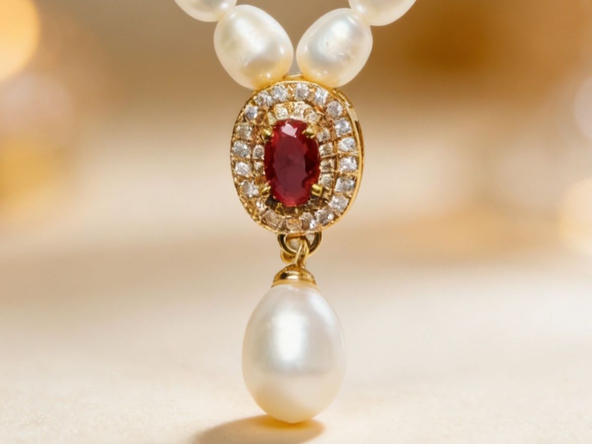 Autres bijoux: Parure Ruby Perle – Neuf avec emballage d'origine à St-Maurice par Sandrinette123 1