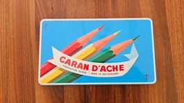 Alte Blechdose Caran d‘Ache Farbstiftschachtel