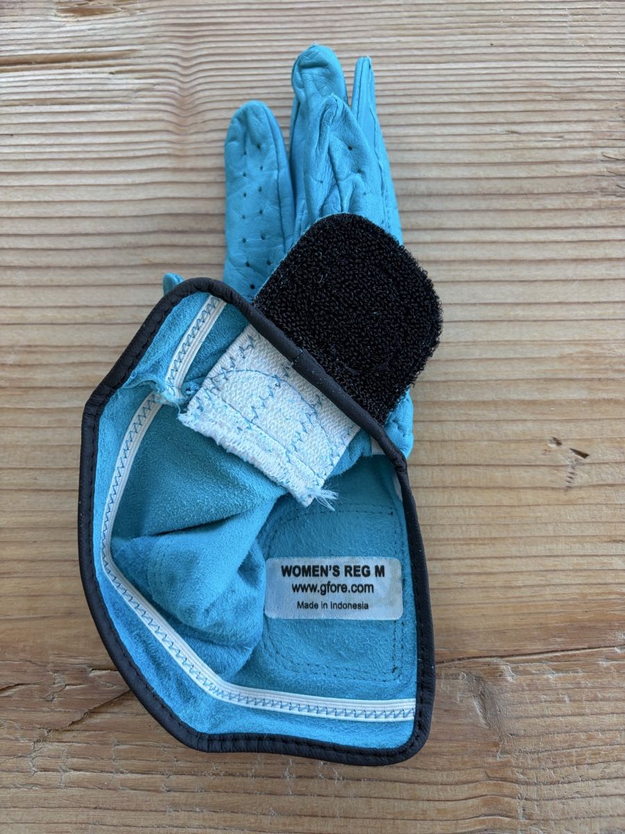 Handschuhe & Handstulpen: G/FORE Golfhandschuh hellblau, Grösse M, neuwertig top! – Gebraucht aus Altendorf von Charlyle 3