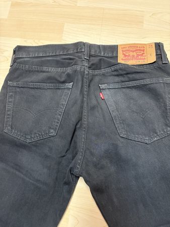 Levis Jens Schwarz