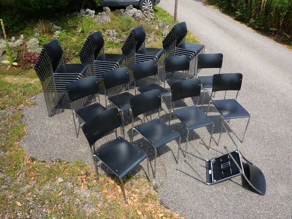 55 Stühle Dietiker ATRIO Seminarstühle Holzstühle stapelbar 1