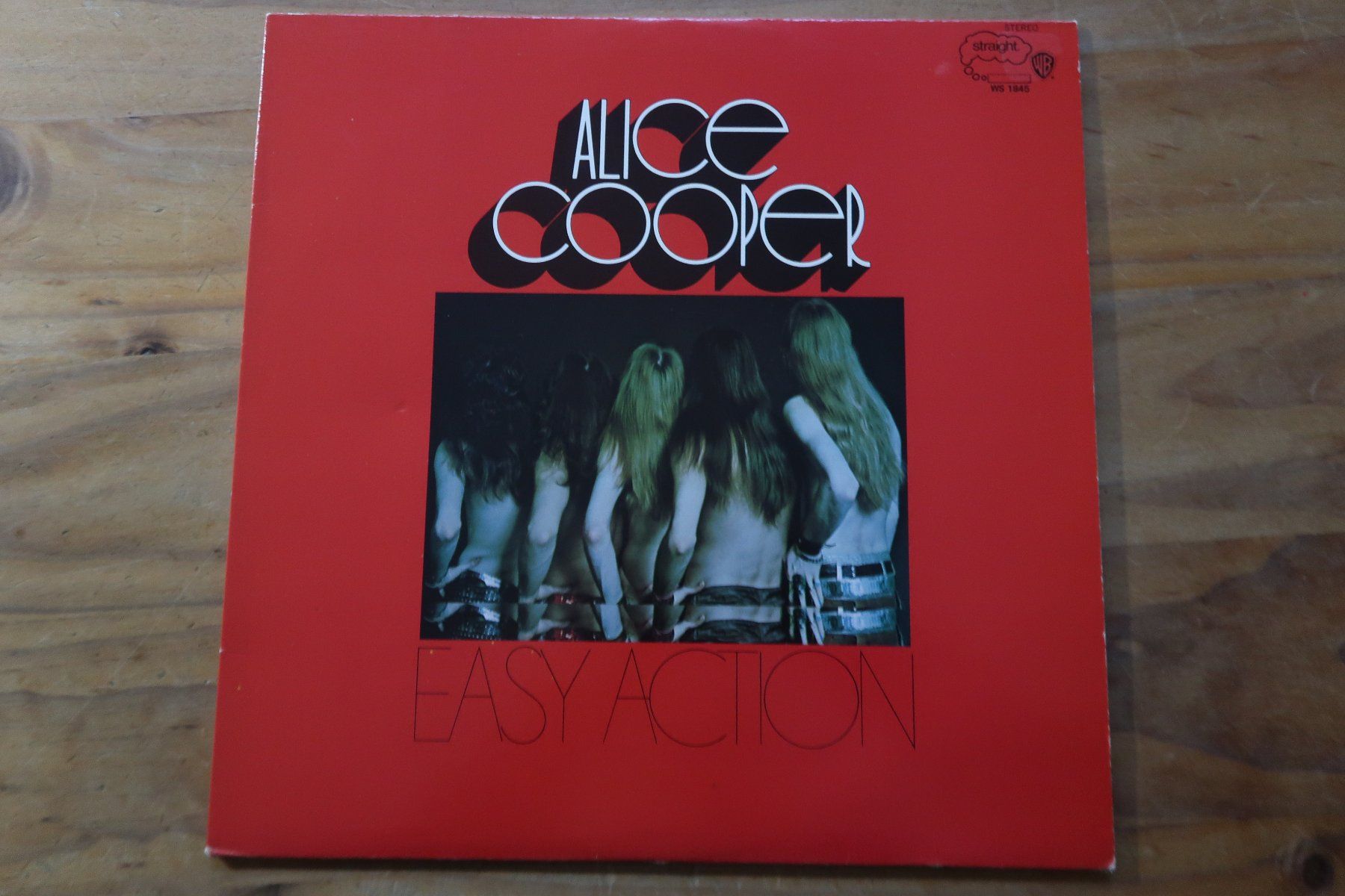 Dischi in vinile: ALICE COOPER - EASY ACTION - VINYL LP – Usato da Basel venduto da Patiscat