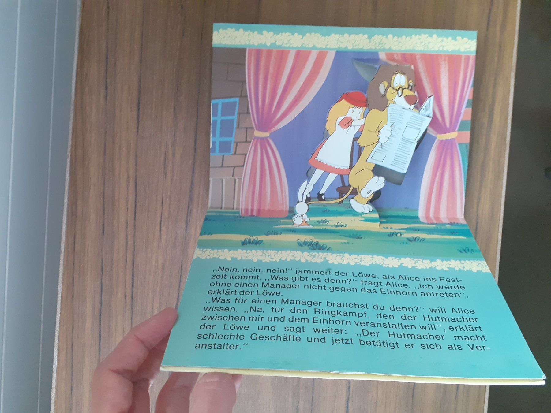 Libri: Alice im Wunderland 1983 - 3D – Usato da Mörschwil venduto da lindaswunderkiste 3