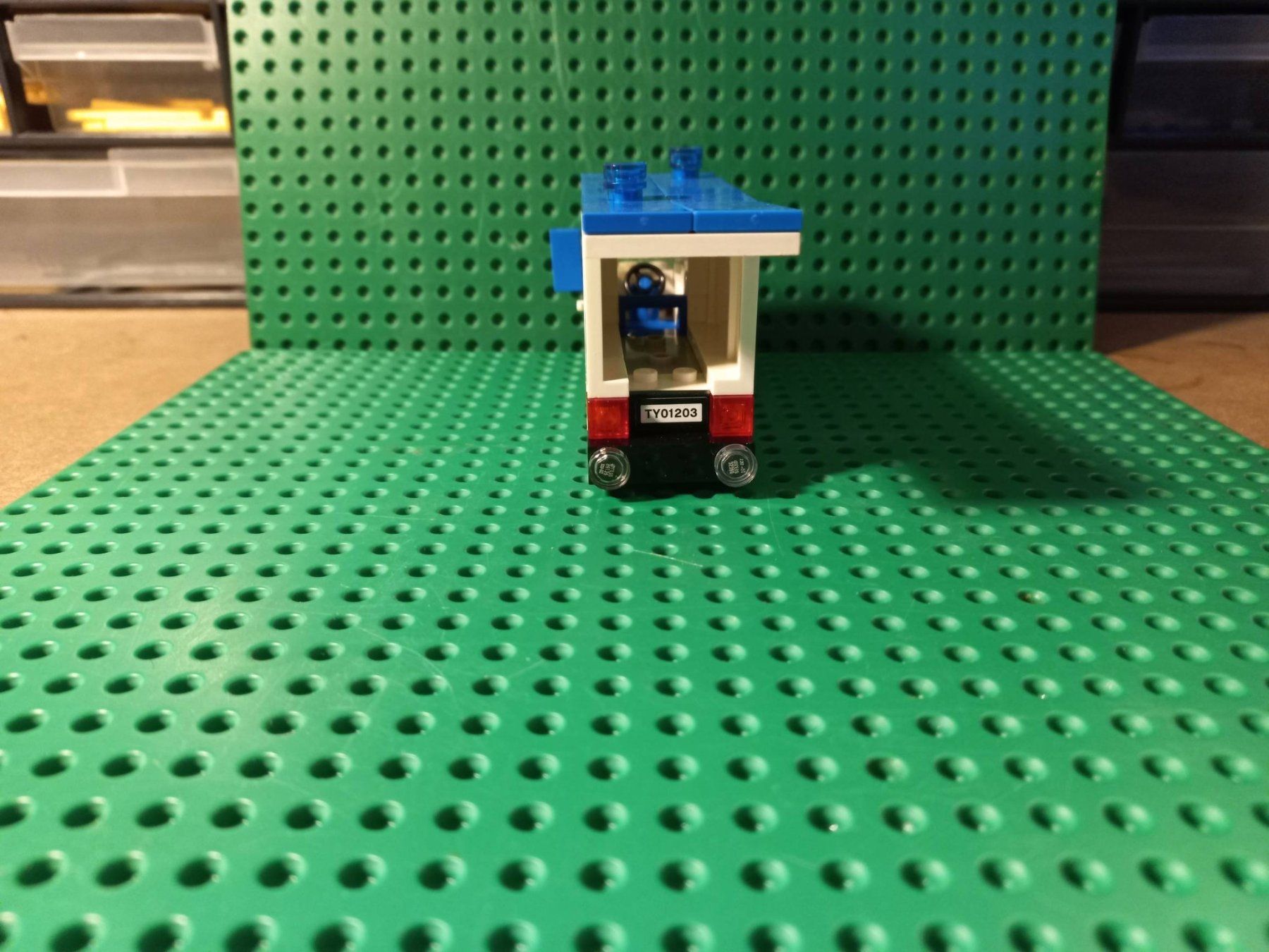 Lego Giocattoli: Le véhicule de police Lego – Usato da La tour de treme venduto da Legocreation82 6