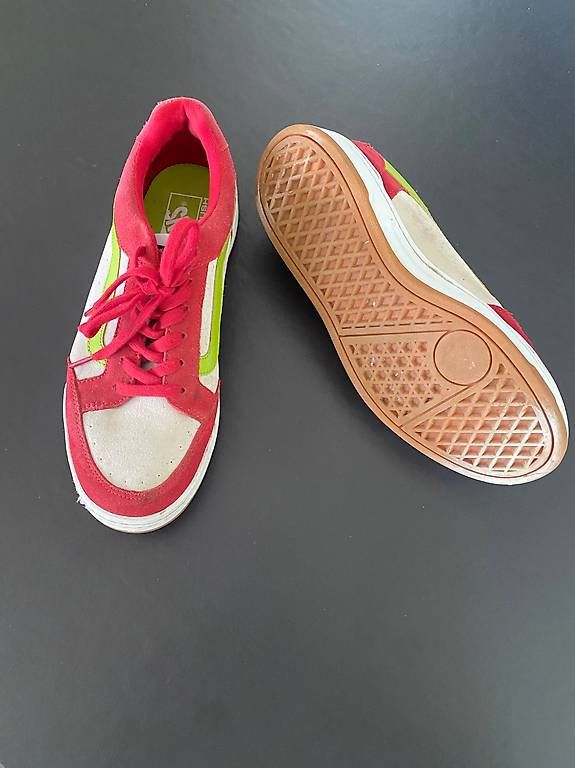 Scarpe da uomo: Vendesi scarpe Vans taglia US 9 – Usato da Novazzano venduto da sol_vk8x 2