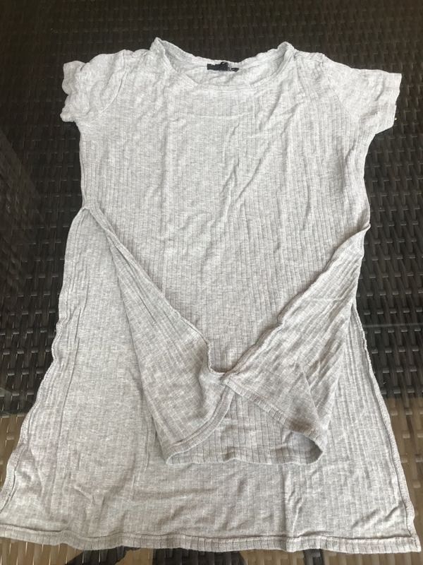Camicette, T-shirt & Top: Mädchen T-Shirt seitlich offen XS – Usato da Bergdietikon venduto da antovale 1