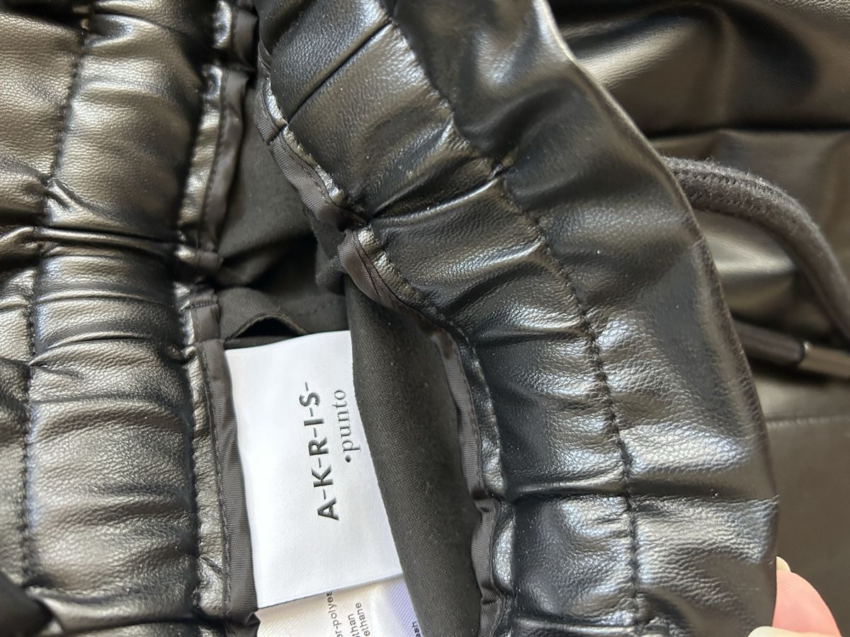 Akris Hosen: Faux leather shorts Akris Punto 34 – Neu (gemäss Beschreibung) aus Sankt Gallen von DDDAAA 2