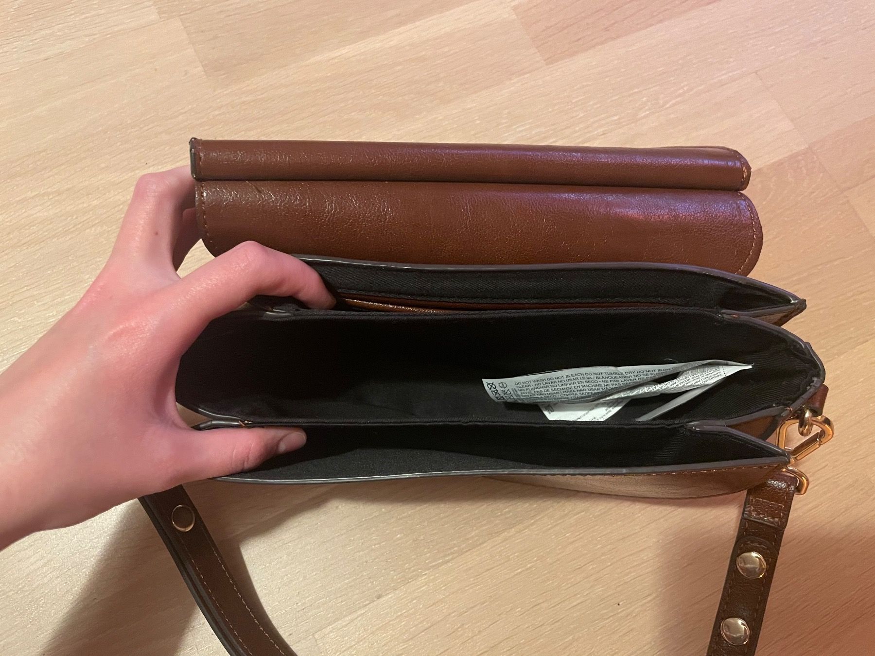 H&M Taschen für Damen: Moderne fake Ledertasche in braun – Gebraucht aus Zürich von Camiro6 4