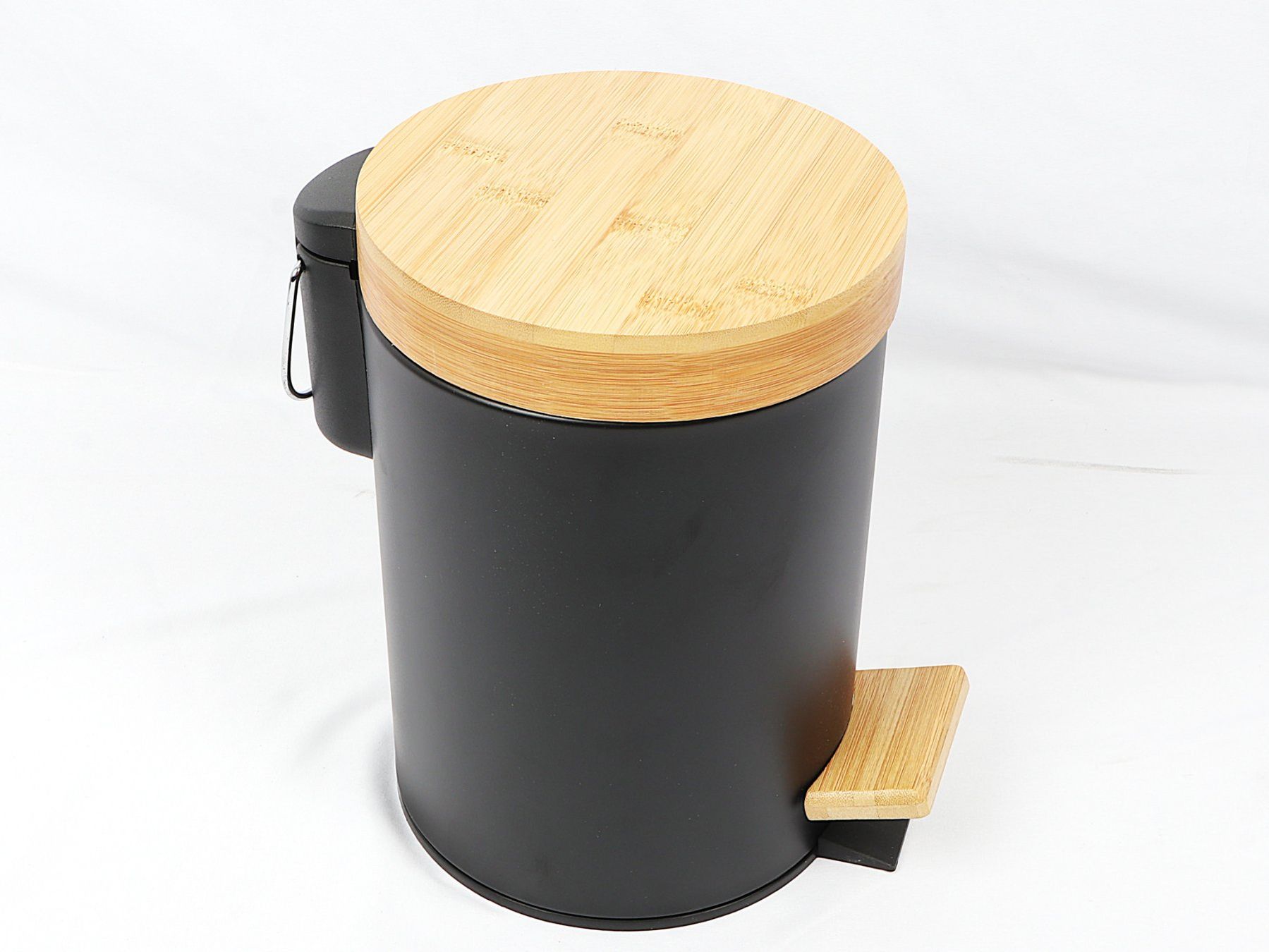 Abfalleimer: ZELLER-Kosmetikeimer 3 Liter. – Neu (gemäss Beschreibung) aus Steinen von Restwert_Steinen 1