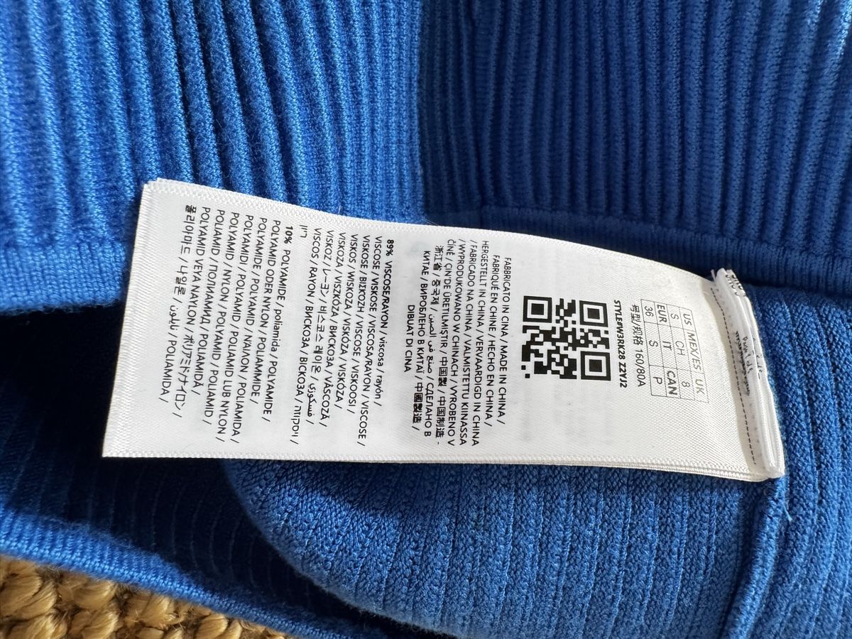 Guess Vestiti: GUESS Strickkleid – Nuovo e nell'imballaggio originale da Zollikofen venduto da AureusManus 5