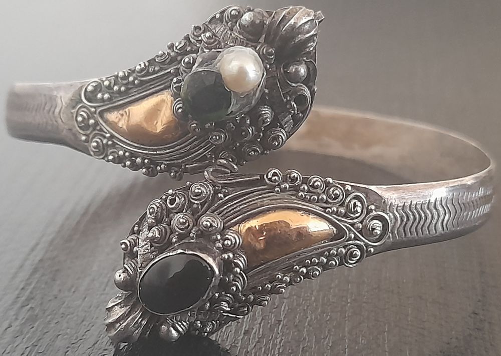 SUPERBE BROCHE TRADITIONNELLE SOMPTUEUSE EN ARGENT 835