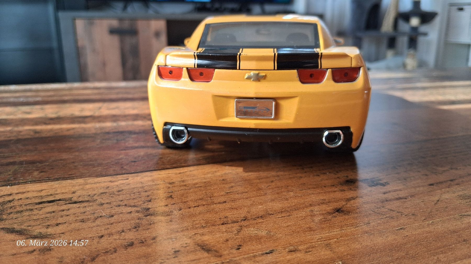 Jada Toys Modellini d'auto: 1:18 2006 Camaro Conzept – Nuovo (secondo la descrizione) da Wolfenschiessen venduto da 2-stroke-garage 2