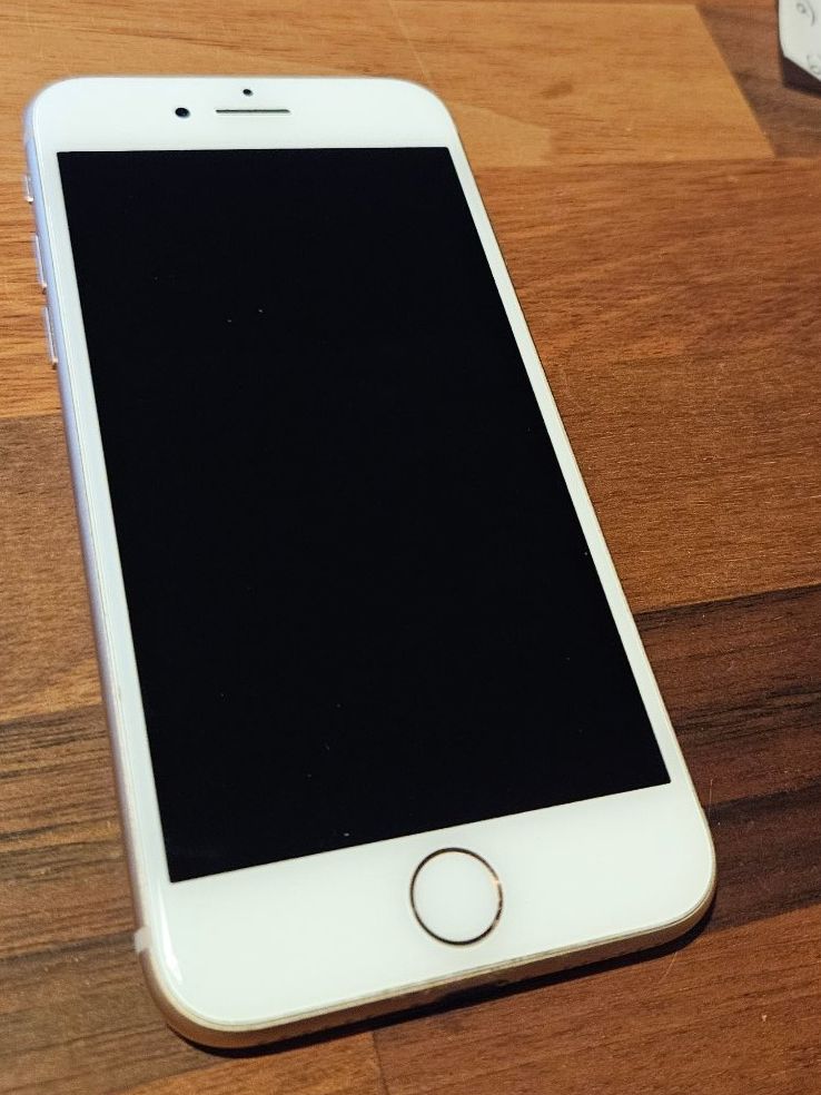 Apple Handys / Smartphones: Iphone 8 256GB Rosegold – Gebraucht aus Bonstetten von Tbearma1