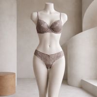 Elegantes Dessous-Set, zartes Design, Grösse 75B/S