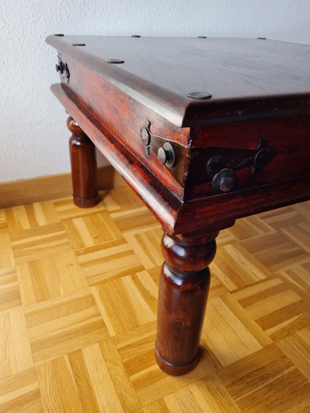 Tavoli: Beistelltisch/Couchtisch – Usato da Maur venduto da Tashi010 3