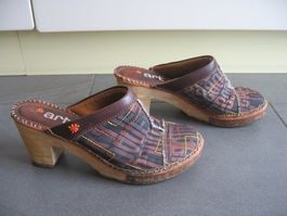 Art beaux sabots en taille 38!