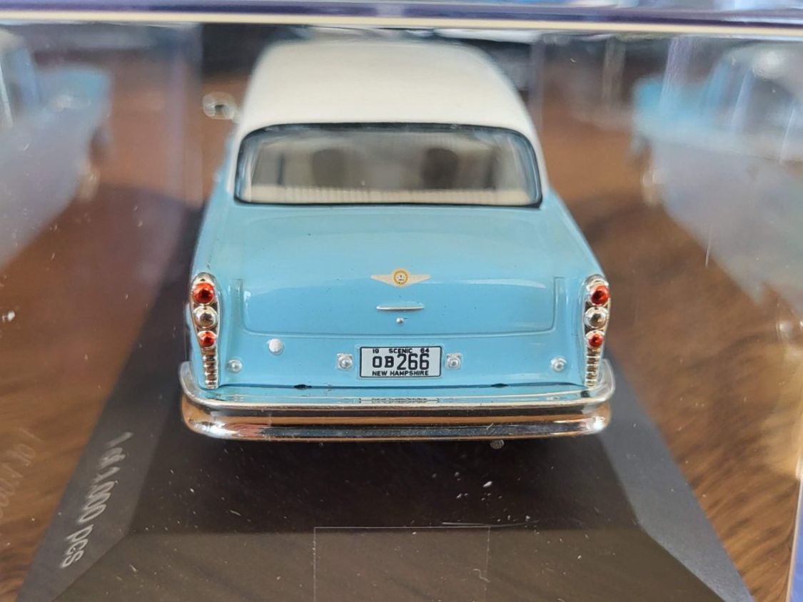 Modellini d'auto: Checker Marathon 327 1964 1:43 White Box – Usato da Rothrist venduto da Juana5 4