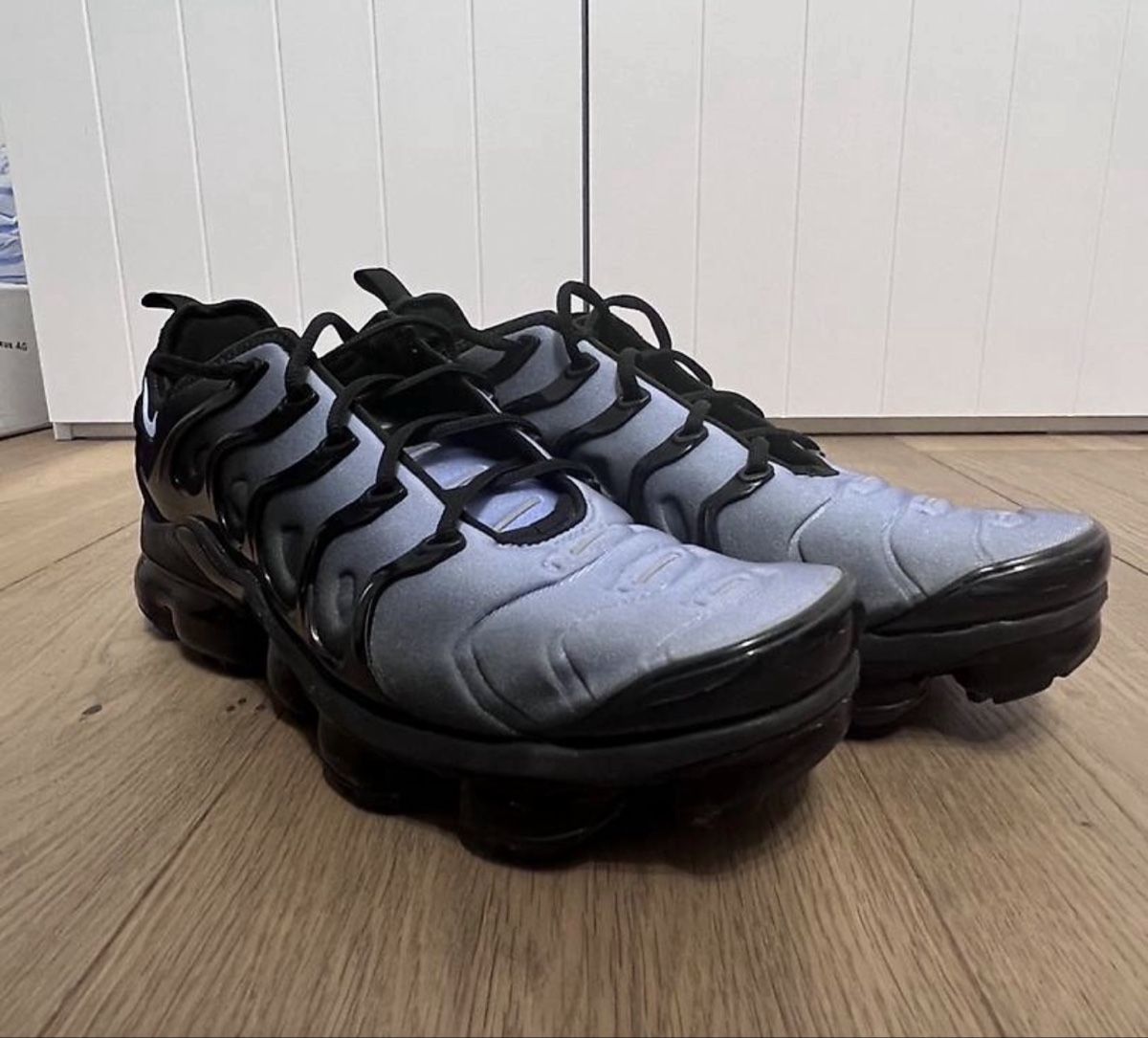 Nike Herrenschuhe: Nike Air VaporMax Plus schwarz graue – Gebraucht aus Langenthal von ras_xsk5 1
