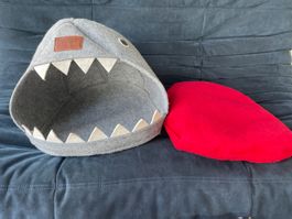Freezack Shark Cave Katzenbett