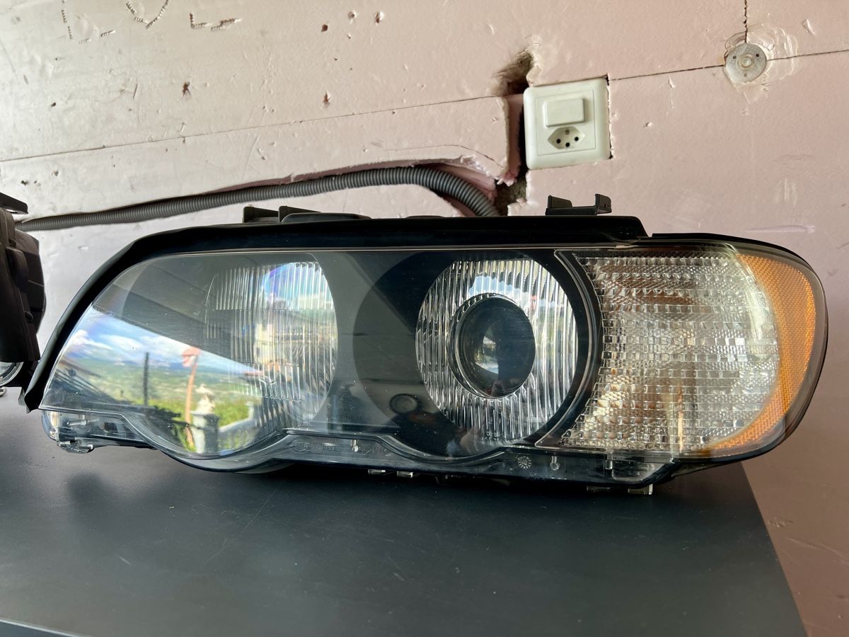 BMW Scheinwerfer: Phares avant BMW X5 E53 – Gebraucht aus Réchy von Pittdesign 1