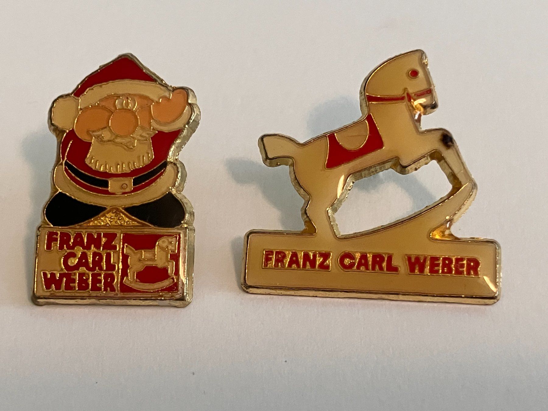 Placchette & Badge: 2 Pin Franz Carl Weber – Usato da Basel venduto da djwwpp