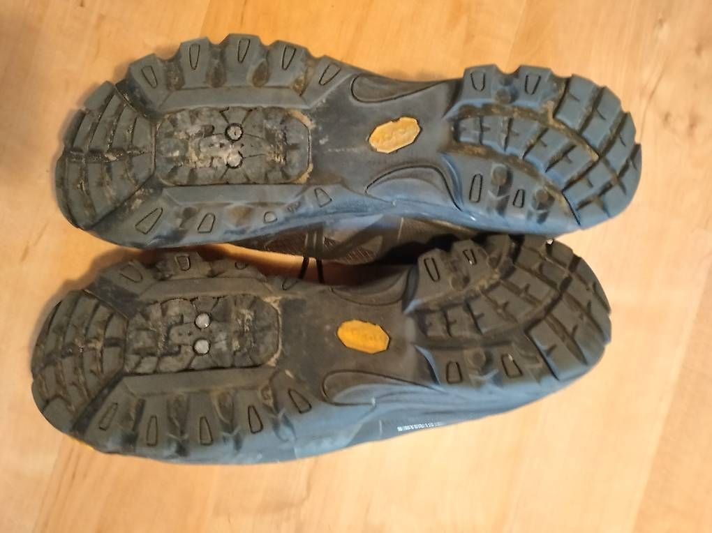 Shimano Scarpe da uomo: Chaussures Shimano pour VTT, taille 45 EU – Usato da Froideville venduto da bry_kml5 1