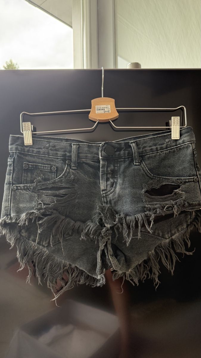 Jeans: Denim Shorts, Size 26 - Perfect for summer! – Gebraucht aus zug von Inaar