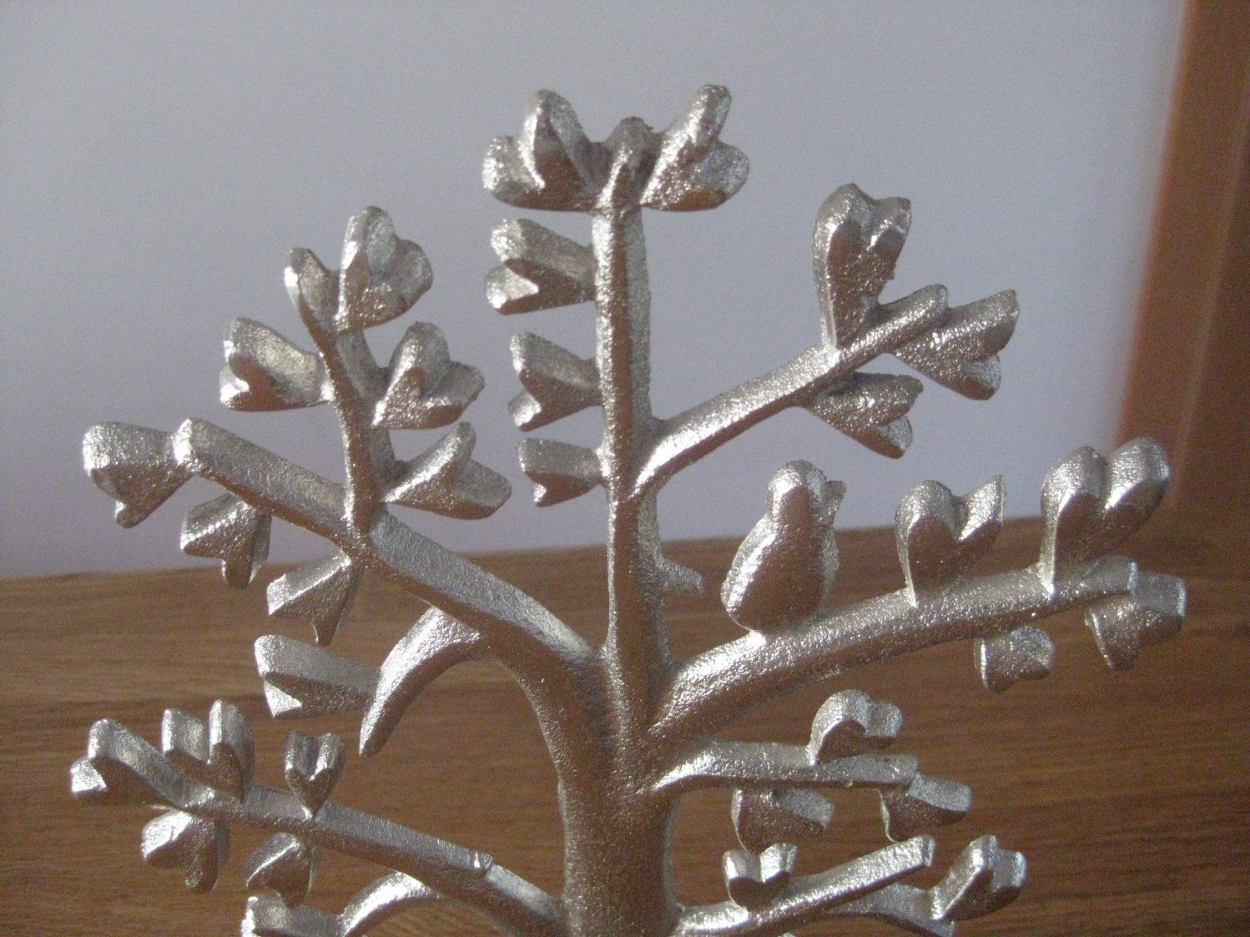 Tutte le decorazioni: Schöner Metall Baum mit einem Vogel – Nuovo (secondo la descrizione) da Romanshorn venduto da Wazoohandlung 2
