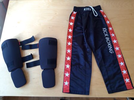 Kickbox Hosen Gr.134 + Schoner