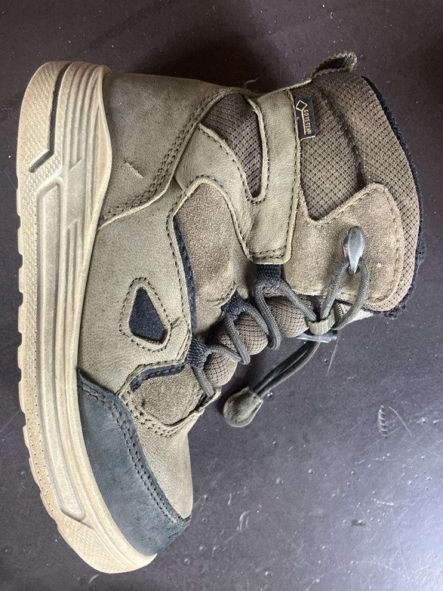 Ecco Herrenschuhe: Ecco Schuhe Goretex Grösse 30 – Gebraucht aus Iffwil von LaStrietta 1