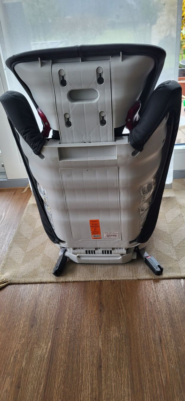 Britax Römer Auto-Kindersitze: Kindersitz Römer – Gebraucht aus Altdorf UR von Fam_Imholz 2
