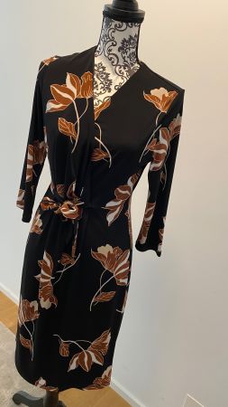 Kleid mit Blumenmuster