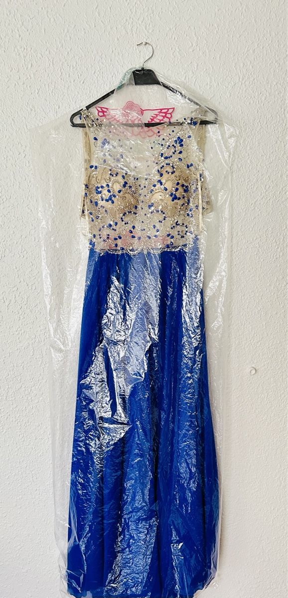 Vestiti: Dress kleid – Nuovo (secondo la descrizione) da Recherswil venduto da yudy