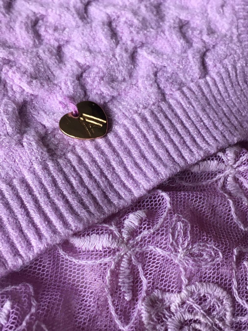 Pulls & Sweat-shirts: Pull lilas dentelle jupe volant - taille L – D'occasion à Troinex par Irisglo 4